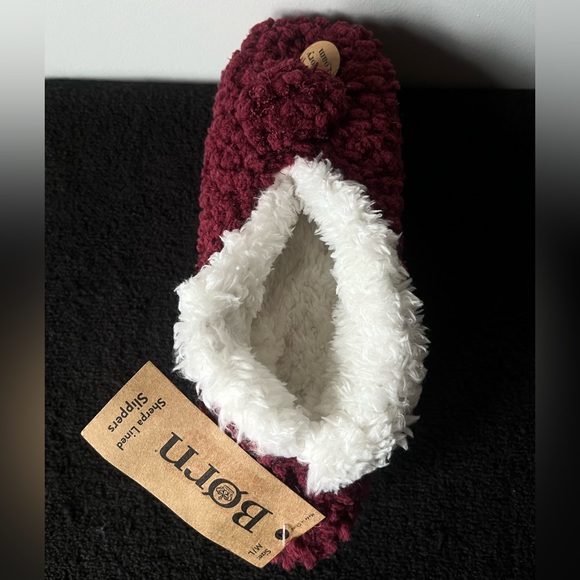 Born Womens Sherpa Lined Memory Foam Slippers - size M/L - Picture 4 of 6